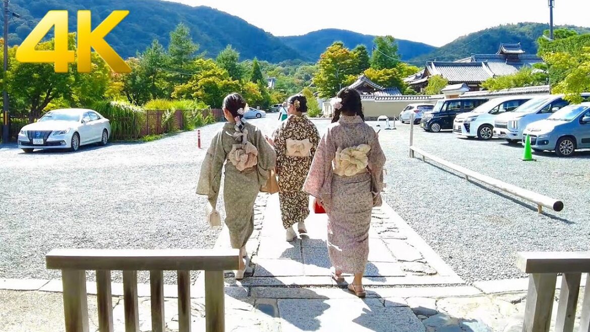 【4K】Kyoto Walk - Arashiyama(Togetsukyo Bridge and Bamboo Grove) 京都嵐山、渡月橋と竹林の小径 - Japan Walking Tour