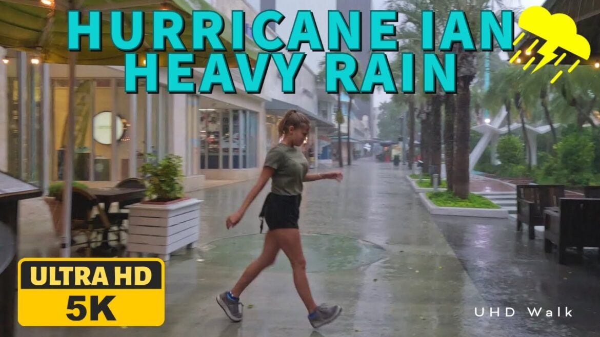 Miami Beach 4K Walk. Hurricane Ian Rains in Miami Beach Miami Beach 4K Walk. Hurricane Ian Rains in Miami Beach
