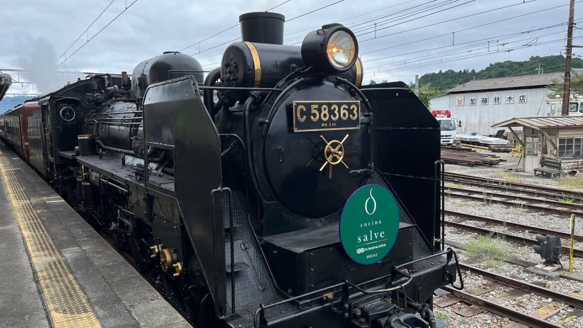 Riding Japan's Steam Locomotive / SL Paleo Express Riding Japan's Steam Locomotive / SL Paleo Express