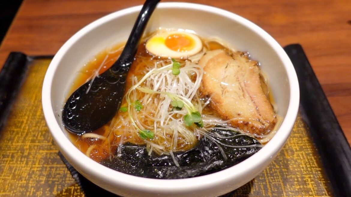 TOKYO – FAMOUS RAMEN AFTER CLUBBING IN ROPPONGI #JAPANTRAVELGUIDE TOKYO - FAMOUS RAMEN AFTER CLUBBING IN ROPPONGI #JAPANTRAVELGUIDE