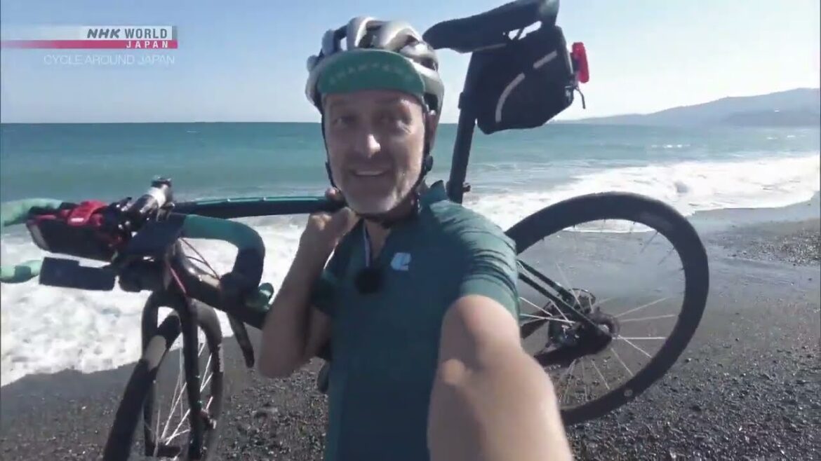 Kanagawa Selfie Ride   CYCLE AROUND JAPAN   NHK WORLD JAPAN