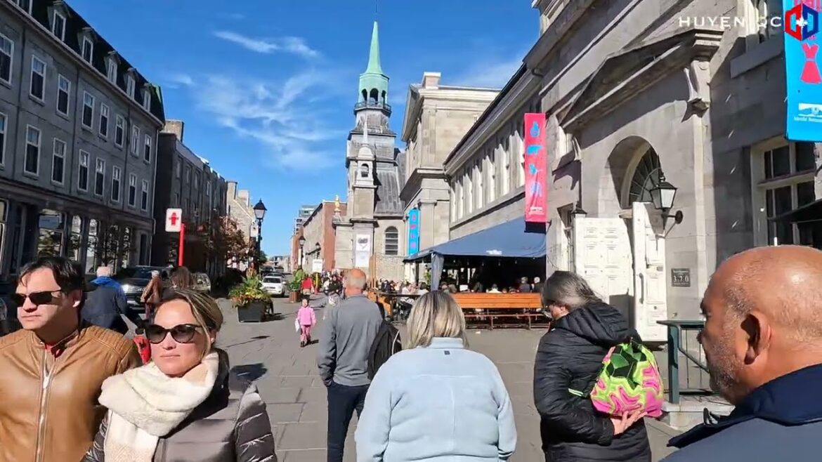 4K Walking in center downtown Montréal from Chinatown to Old Port | Autumn 2022 in Montreal, Canada