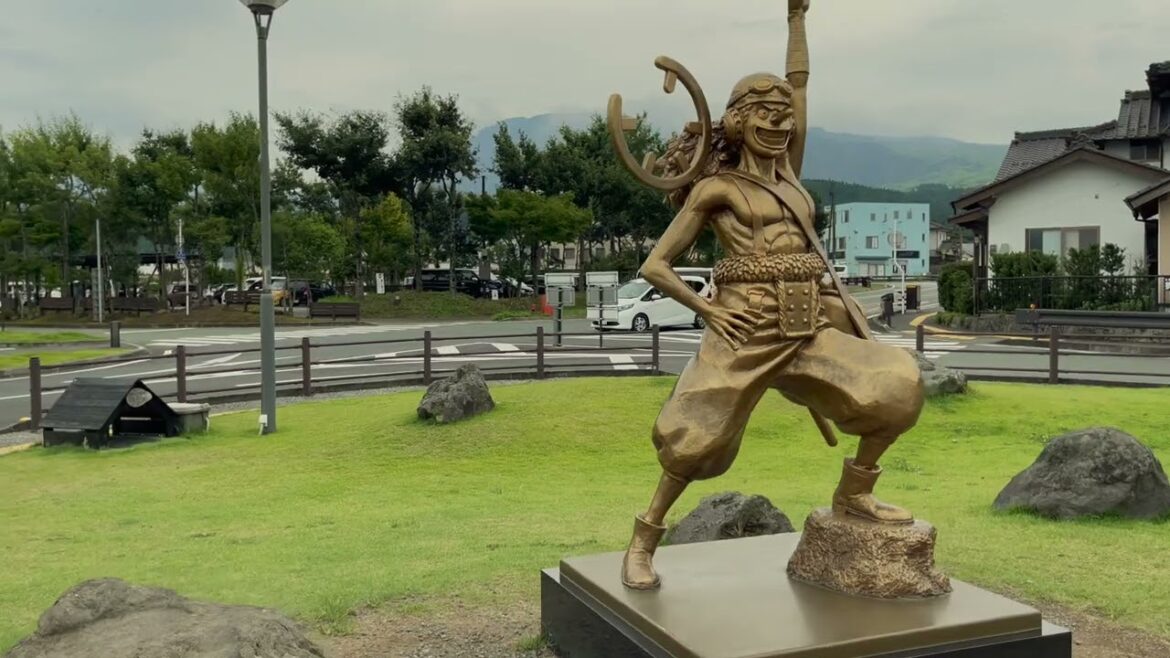 Visiting the Usopp One Piece statue in Aso, Kumamoto, Japan (4k, binaural audio) Visiting the Usopp One Piece statue in Aso, Kumamoto, Japan (4k, binaural audio)