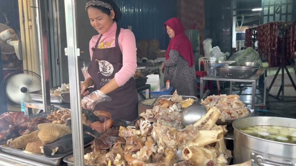 AMAZING WOMAN !10 Top khmer beef cooking at home fast and cleaning food by hard_ Working | Cambodia