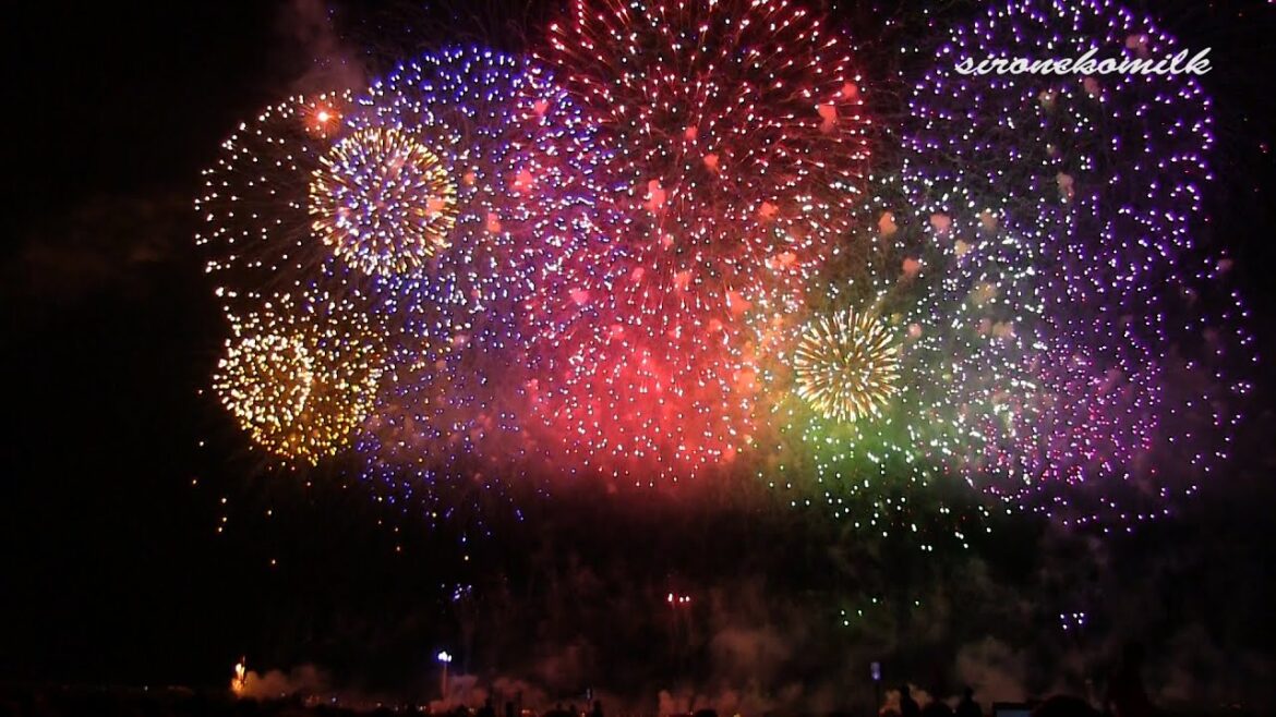 長岡花火 超大型ワイドスターマイン Japan Nagaoka Fireworks Festival 2014 | 5 places Wide Star mine Display 長岡まつり 長岡花火 超大型ワイドスターマイン Japan Nagaoka Fireworks Festival 2014 | 5 places Wide Star mine Display 長岡まつり