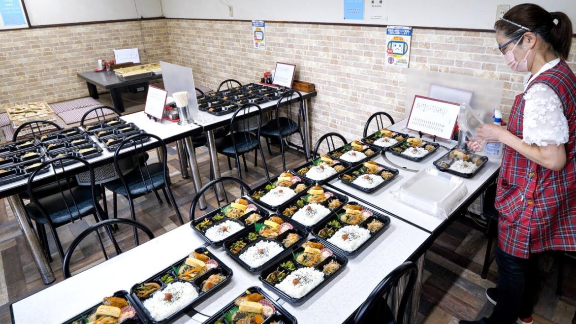 唐揚げ！特大オムライス！デカ盛り大衆食堂の注文が殺到する爆売れボリューム弁当丨Japanese Good Old Diner
