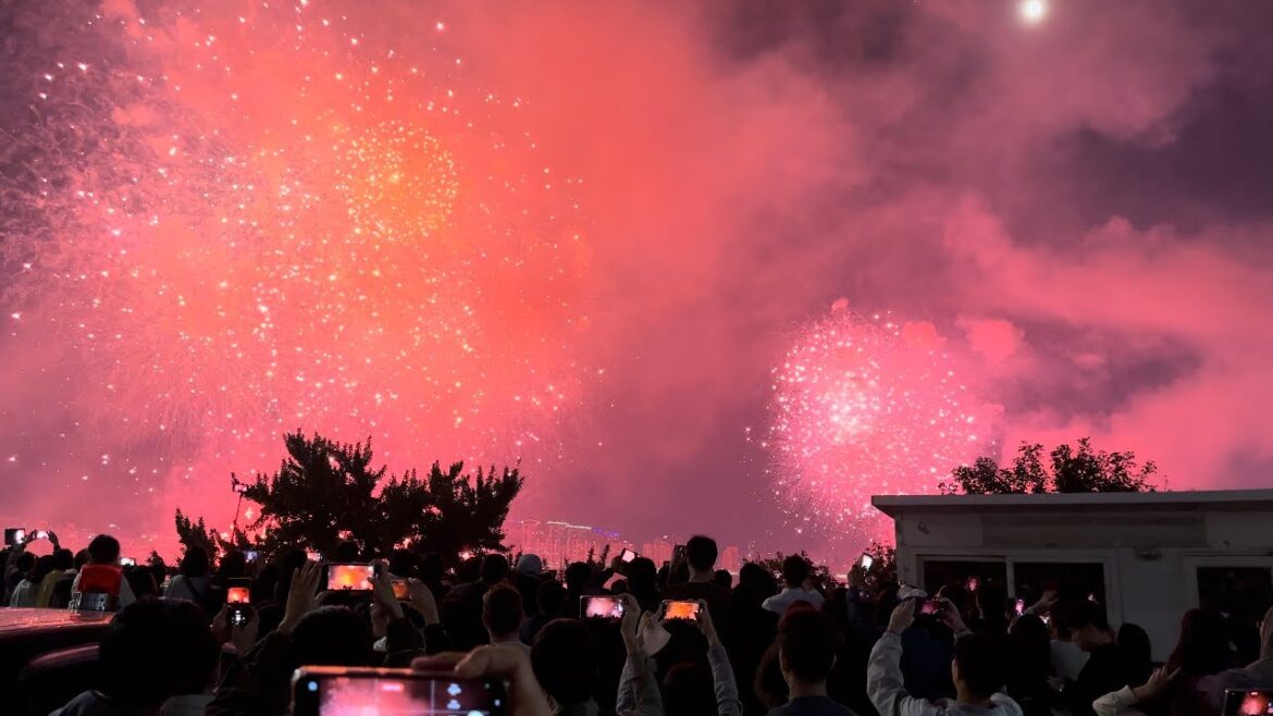 Yeouido Fireworks Festival.2022汝矣岛国际烟火节（韩国首尔）
