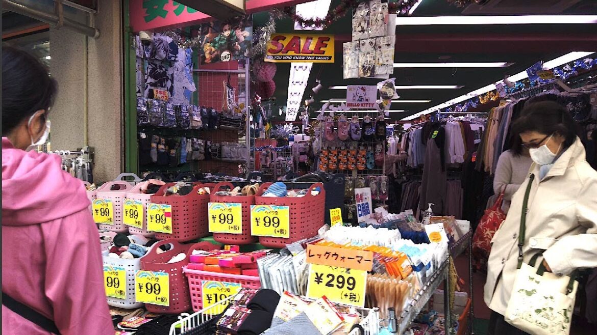 Nippori Fabric Town（Nippori seni-gai）Tokyo Japan