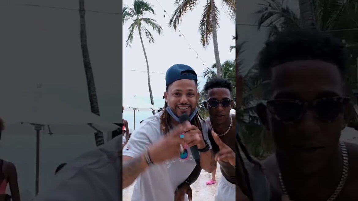 Welcome to a piece of Paradise #srflights Welcome to a piece of Paradise #srflights