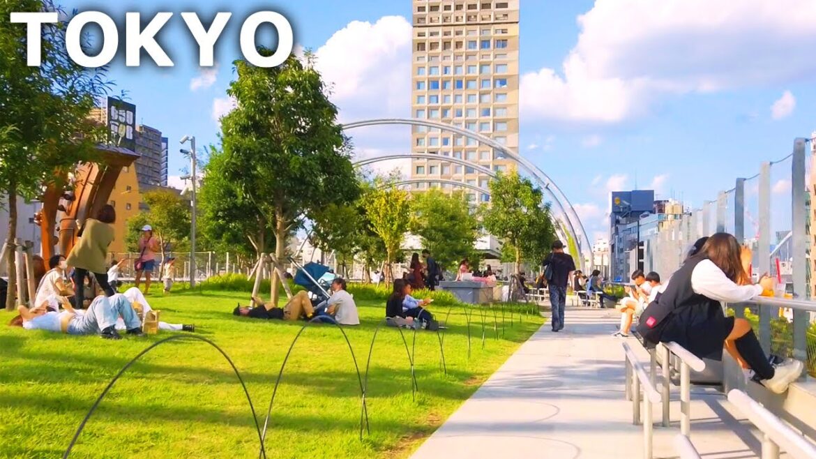[Tokyo Walk] Shibuya to Harajuku. Rooftop lawn park (Oct. 2022)