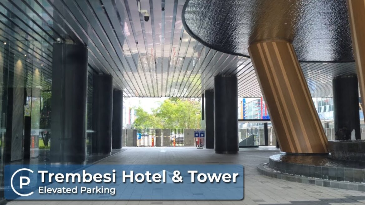 Tempat Parkir Trembesi Hotel & Tower BSD City - Carpark of Indonesia