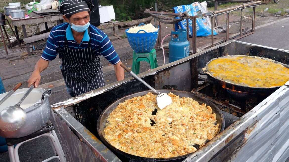 절로 신나게 만드는 활기찬 야시장 먹거리 모음 ! 아유타야 야시장 | Amazing performance Thai Night Market | Thai Street Food 절로 신나게 만드는 활기찬 야시장 먹거리 모음 ! 아유타야 야시장 | Amazing performance Thai Night Market | Thai Street Food