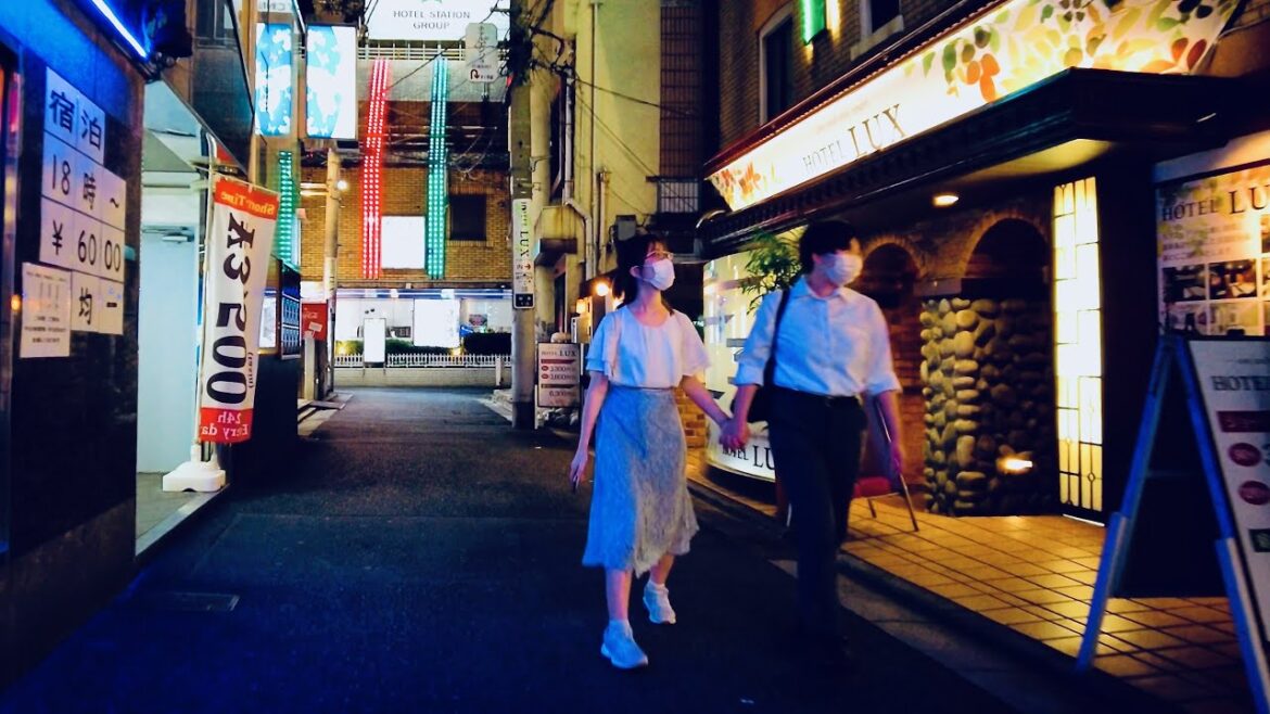 【鶯谷 ホテル街】Tokyo Night Walk - Uguisudani (▶ 38 min) | 4K 東京散歩 September, 2022