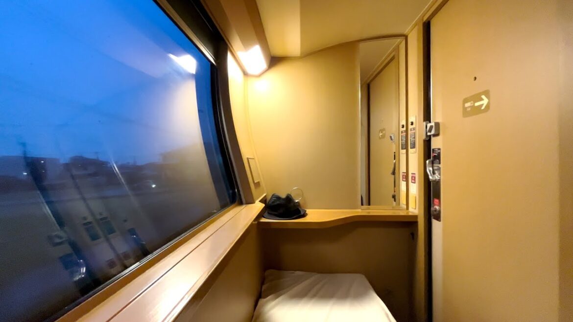Japan's Overnight Sleeper Train / Sunrise Seto / 9 Hours Travel from Tokyo to Okayama Japan's Overnight Sleeper Train / Sunrise Seto / 9 Hours Travel from Tokyo to Okayama