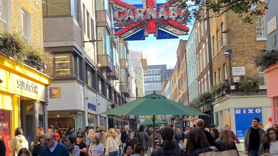 Walking London's Carnaby Street | Soho London Walk 4K Walking London's Carnaby Street | Soho London Walk 4K