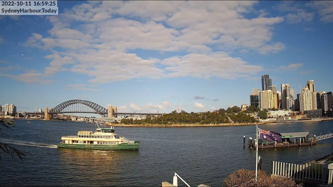 Golden Hour to morning after an overcast day. This is Sydney Harbour Bridge, Australia 11-10-2022