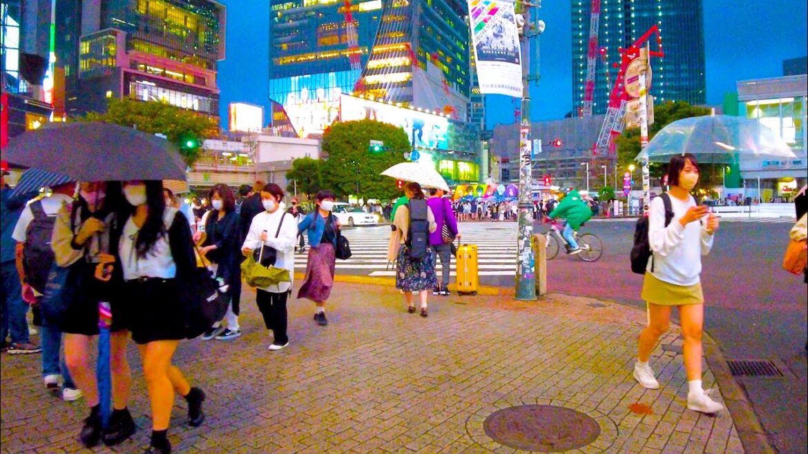 Shibuya in Tokyo. Halloween is coming soon♪💖🐶4K ASMR non-stop 1 hour 01 minutes Shibuya in Tokyo. Halloween is coming soon♪💖🐶4K ASMR non-stop 1 hour 01 minutes