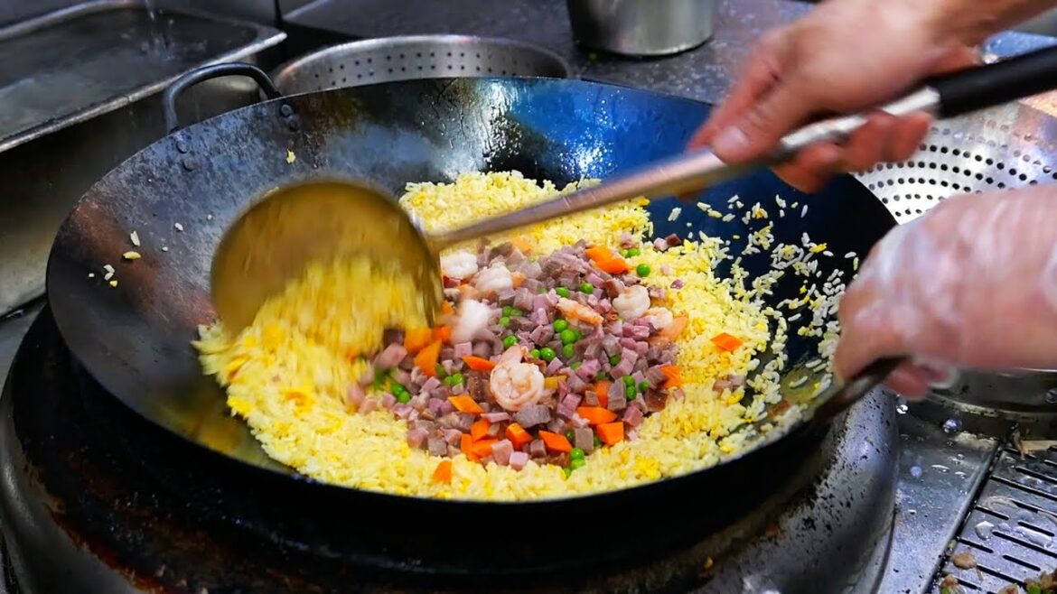New York City Food - SHRIMP FRIED RICE & CASHEW CHICKEN Park Asia Brooklyn Seafood NYC