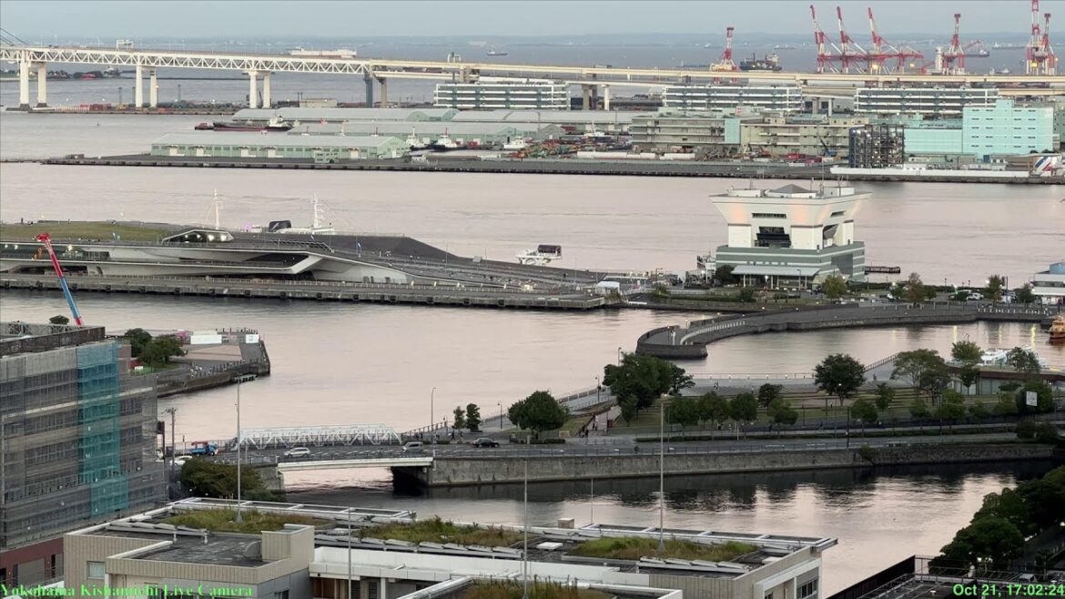 🔴Live Cam Yokohama Japan /横浜汽車道ライブカメラ 大さん橋 :21 Oct 2022