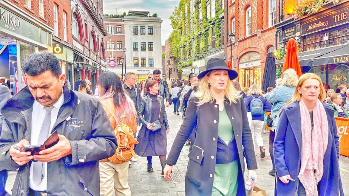 England🇬🇧Central London Walk, Embankment, Strand, Covent Garden, London 4k HDR