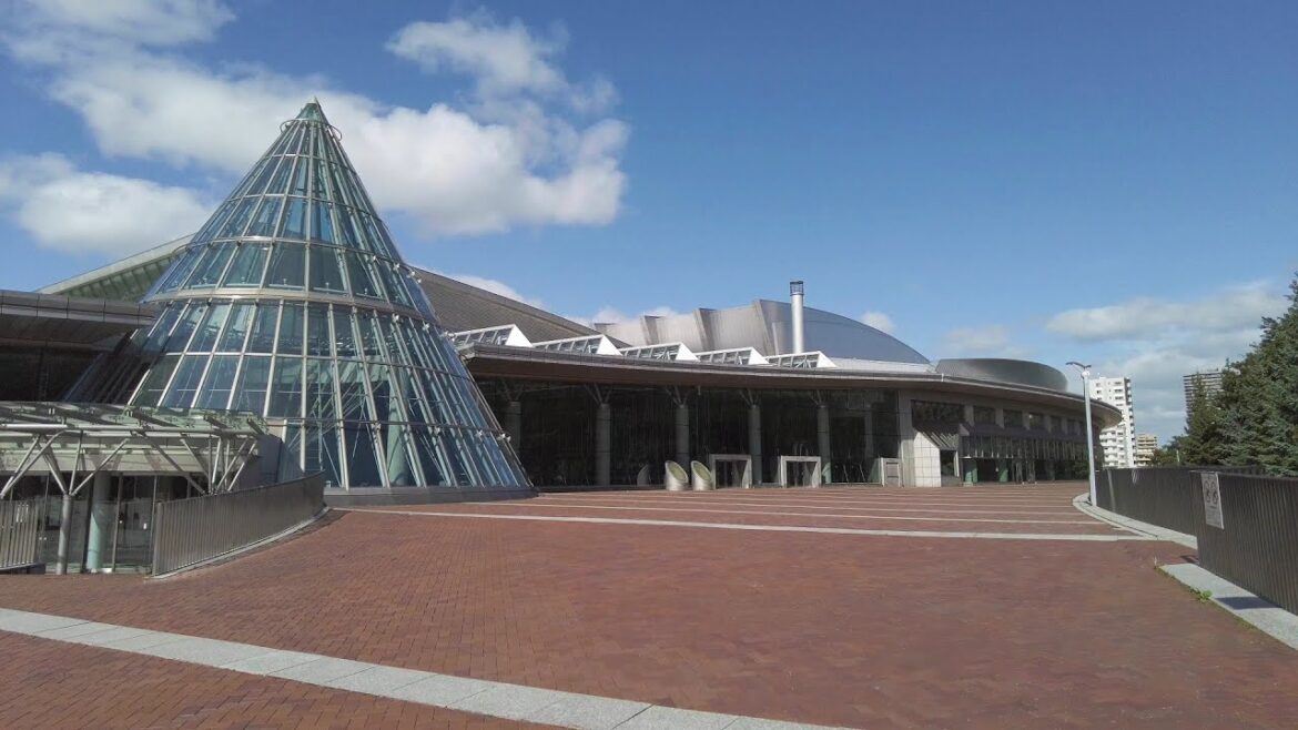 【4K】2022 日本 北海道 札幌 豊平区 北海きたえーる 外周 散策【Binaural Audio】 【4K】2022 日本 北海道 札幌 豊平区 北海きたえーる 外周 散策【Binaural Audio】