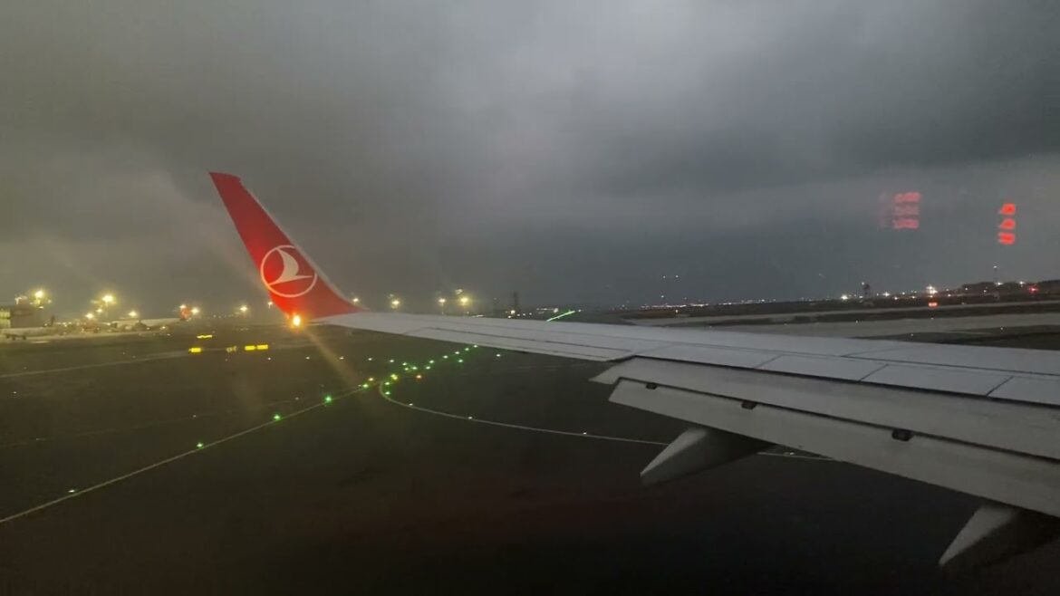 Taxi and Takeoff | Turkish Airlines | Istanbul Grand Airport Taxi and Takeoff | Turkish Airlines | Istanbul Grand Airport