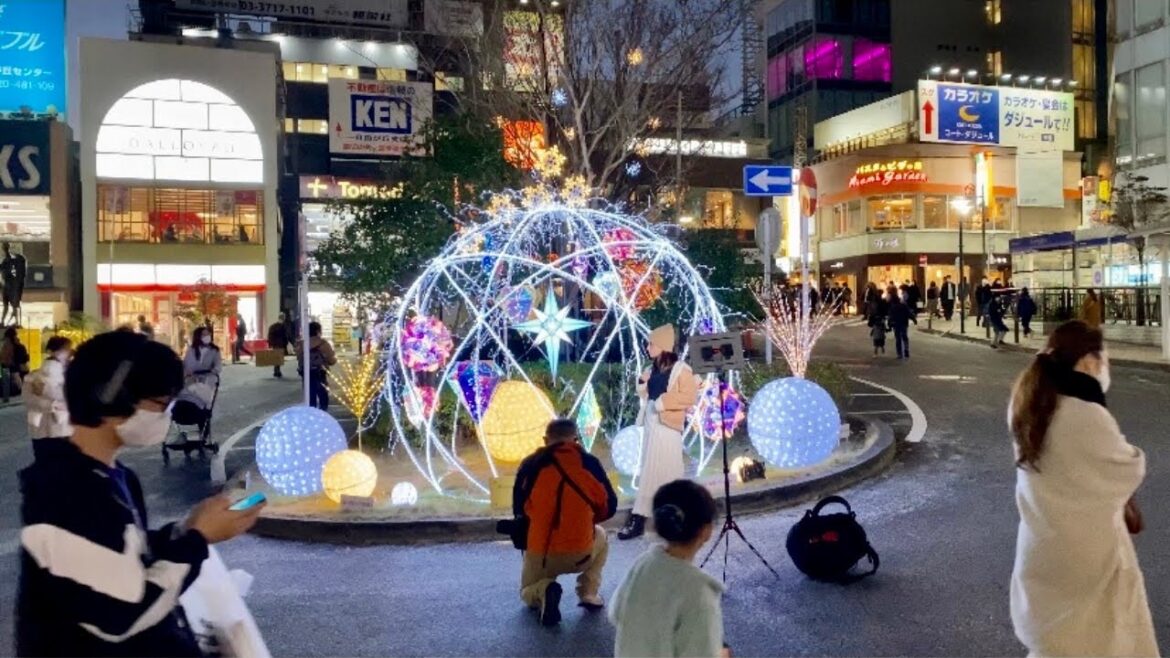 【4K】Tokyo Christmas Lights 2021 - Jiyugaoka