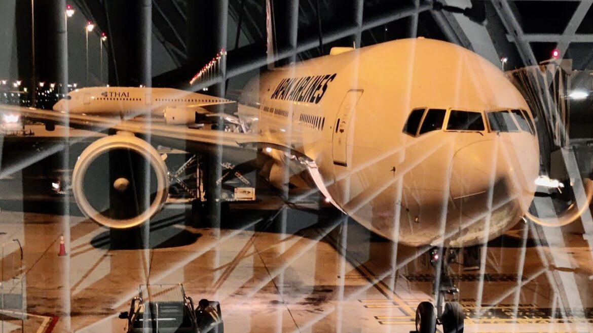 Japan Airlines 777-300ER Business Class (First Class Seat) BKK-HND, Trip with Quarantine