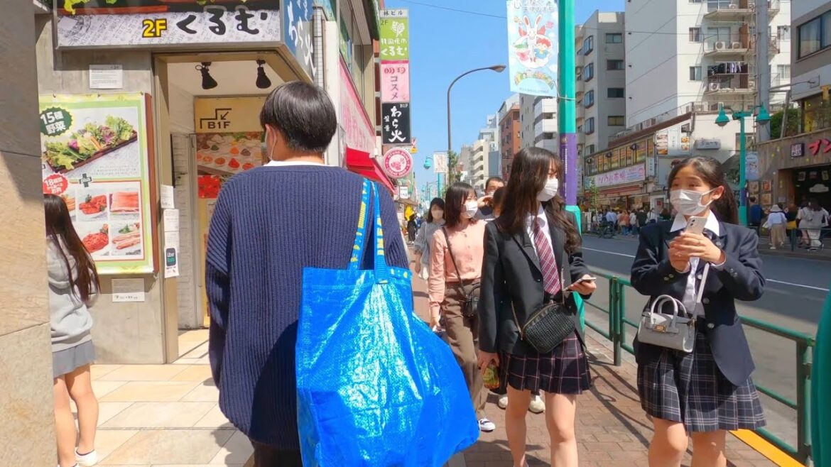 【4K】Tokyo, Shin-Okubo Daytime Walk - Exciting Korean Town