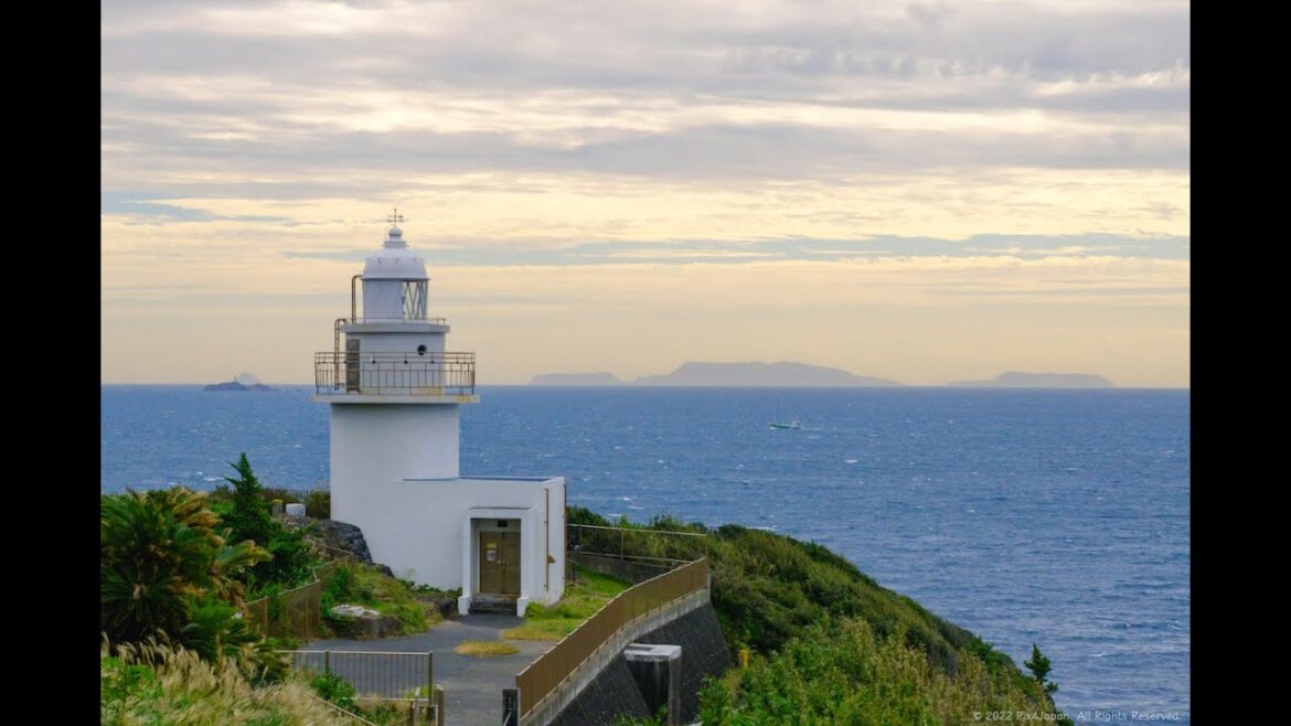 Visiting Izu Peninsula for Seascape Photography in Shizuoka, Japan | 伊豆半島の海景写真：石廊埼・石廊埼灯台・石室神社・熊野神社