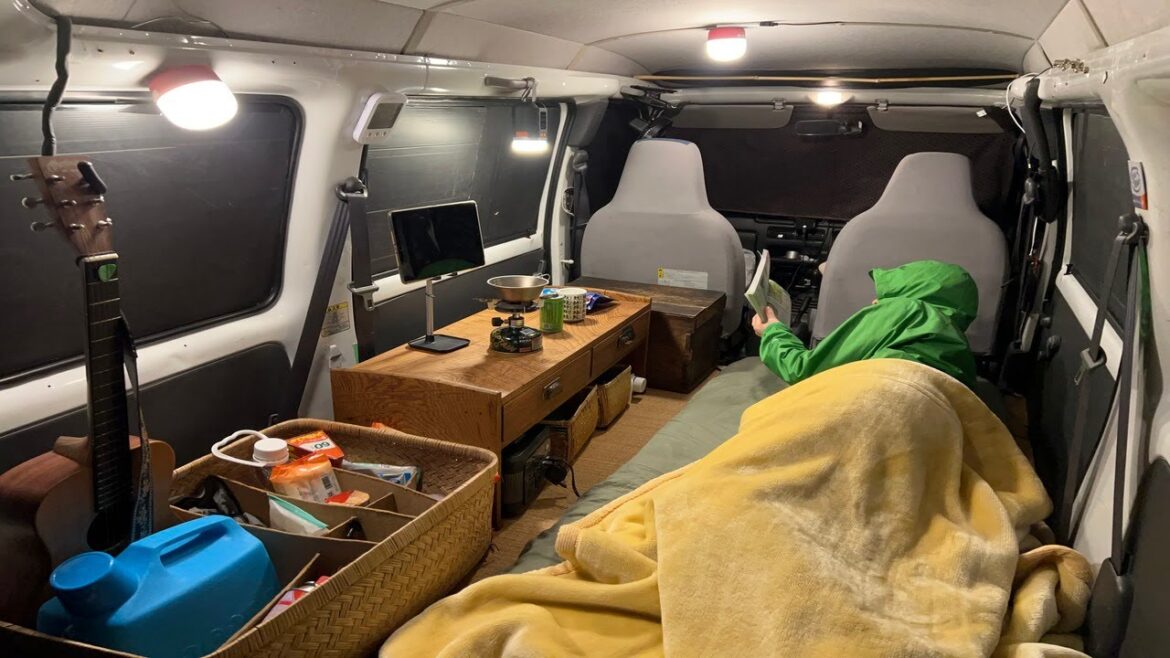 【北海道・車旅】フェリーで海を渡り、函館の静かな港で2連泊車中泊｜サンバーバン｜ 8