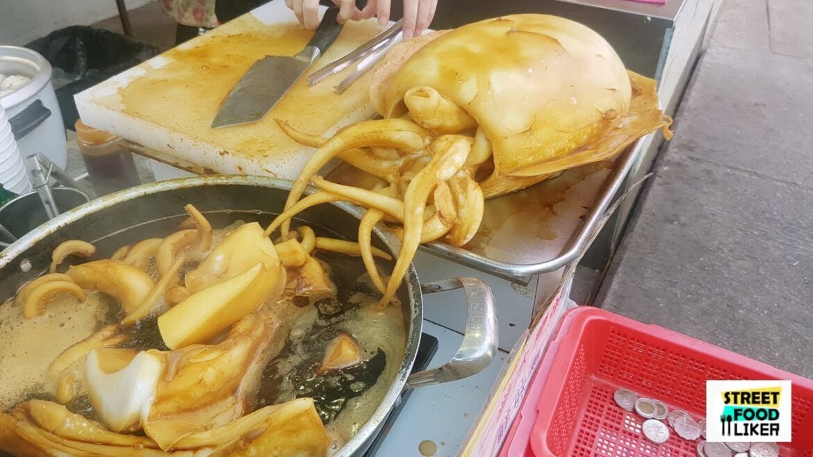 Hong Kong Street Food - Giant Seafood Cuttlefish at Tai O Village 香港小食 - 巨無霸海鮮