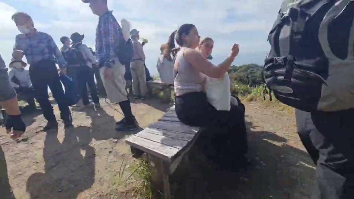 Climbing Japan's Mount Nokogiri