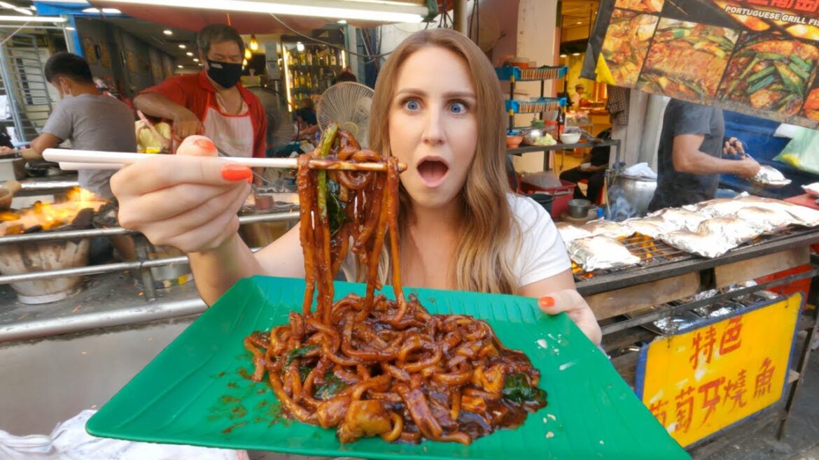 We Found The BEST Noodles In Kuala Lumpur! 🇲🇾
