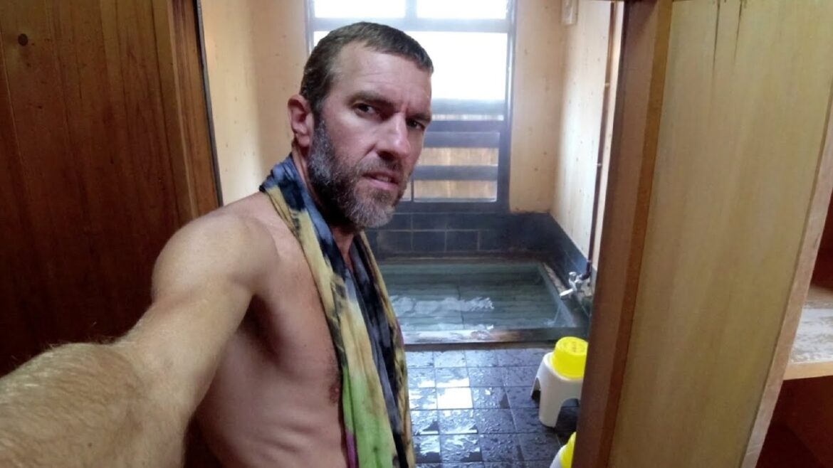 My First Japanese Onsen Experience (Hot Springs) My First Japanese Onsen Experience (Hot Springs)