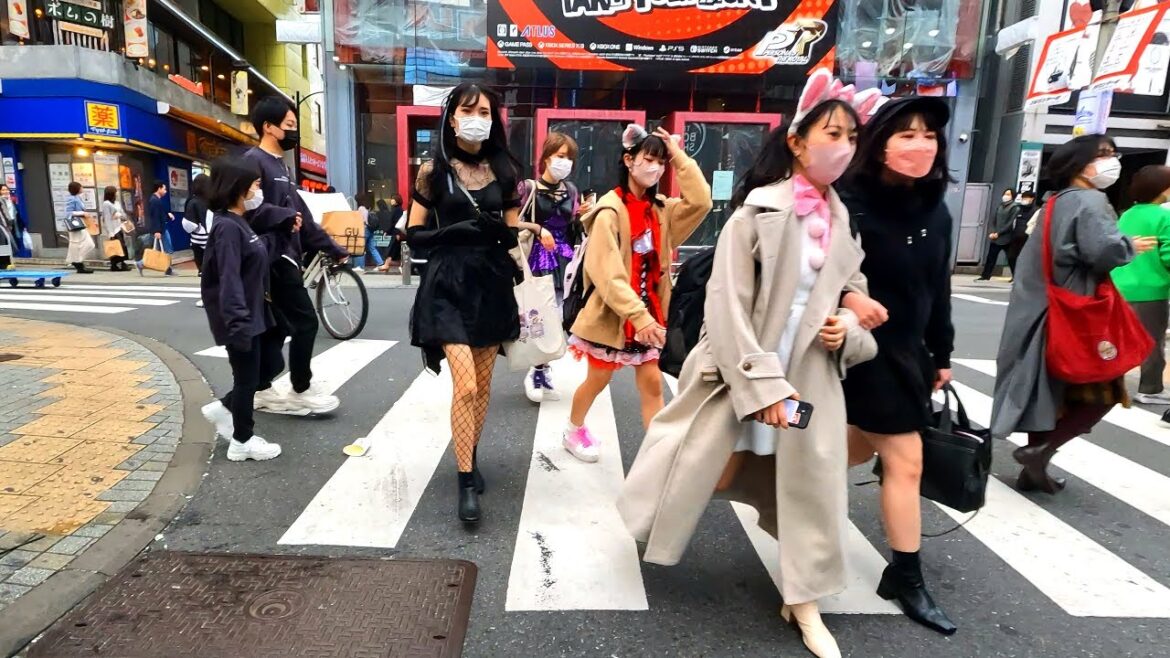 【4K60】ハロウィンの渋谷駅周辺を散歩。Walk Tokyo Shibuya Halloween　宮下パーク　センター街など