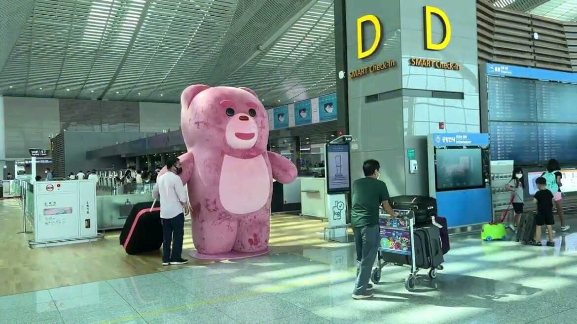 South Korea's Biggest Airport Tour South Korea's Biggest Airport Tour
