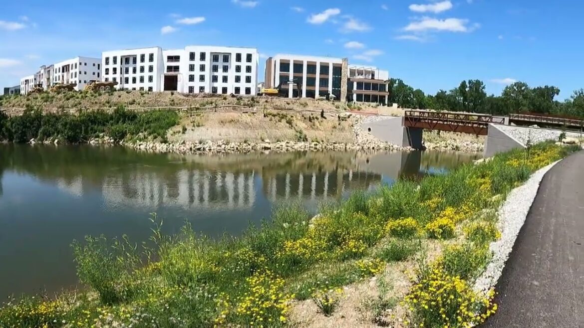 NEW Metro Park | Quarry Trails | Spring Walking | GoPro | Trails | Ohio | Waterfall NEW Metro Park | Quarry Trails | Spring Walking | GoPro | Trails | Ohio | Waterfall