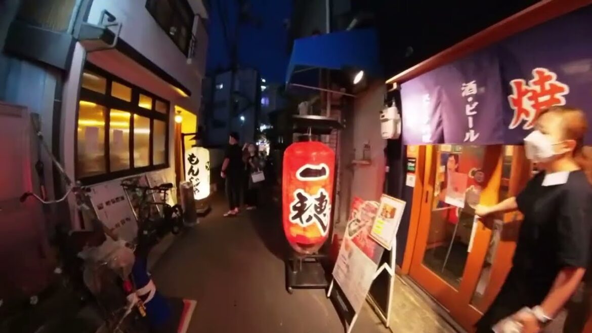 NIGHT WALK around FUKUSHIMA STATION 🏢🏬🏪 side streets in Osaka, Japan