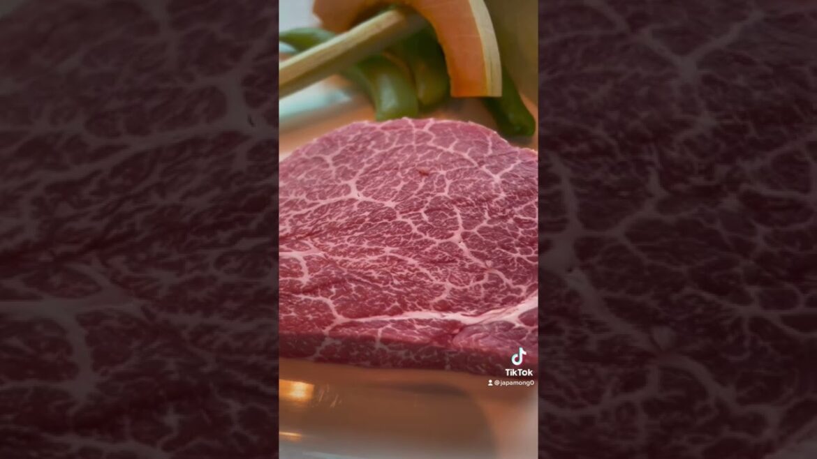 $330 Wagyu Teppanyaki steak course in Tokyo - 4K #teppanyaki