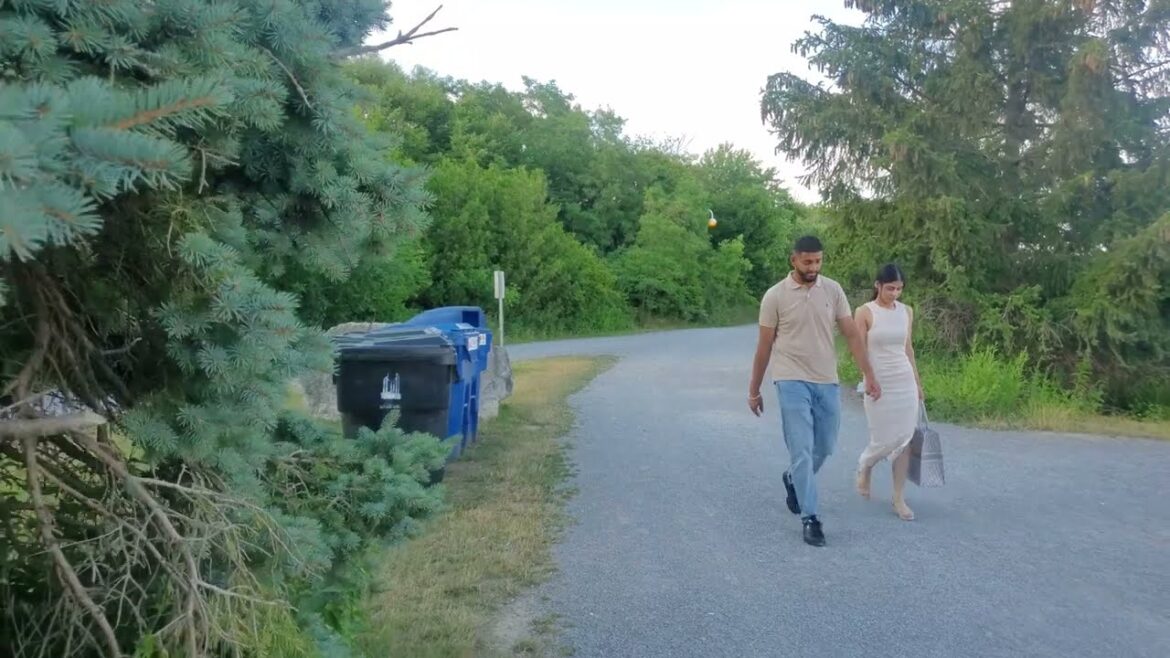 Canada Walk Tour bluffers park Scarborough Toronto 4K Canada Walk Tour bluffers park Scarborough Toronto 4K