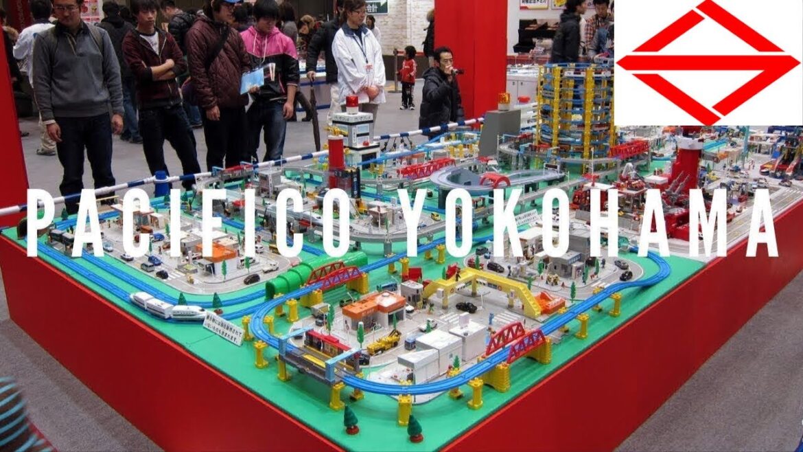 Pacifico Yokohama "Tomica Expo Show" #YokohamaTravelVlogin Japan 2017 🇯🇵 Part1/3