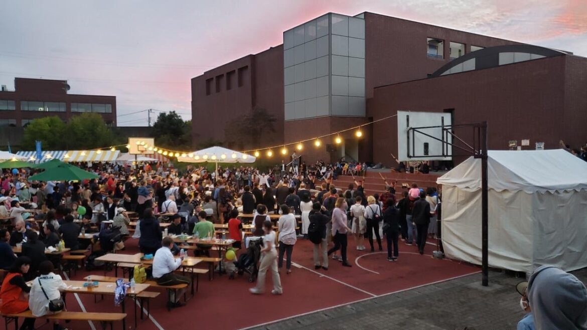 Oktoberfest in Japan Abend VR