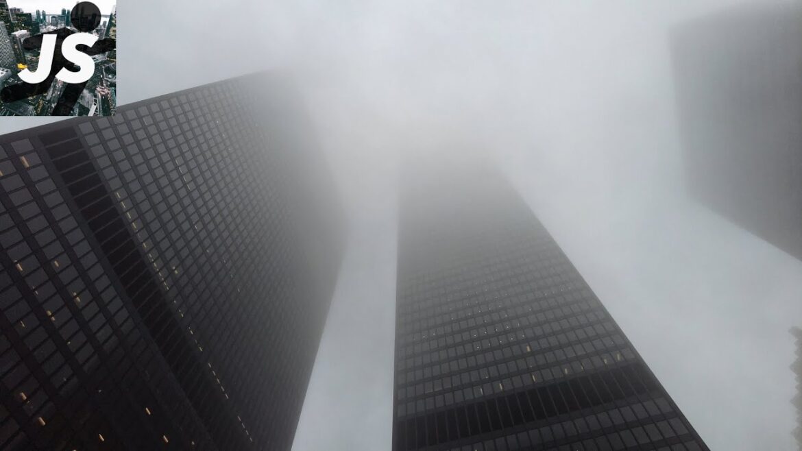 Fog Covered Financial District Skyscrapers | Toronto Walk (Nov 2022)