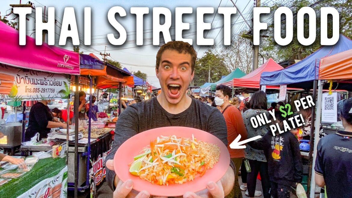 TRYING THAI STREET FOOD FOR THE FIRST TIME (Bangkok, Thailand)