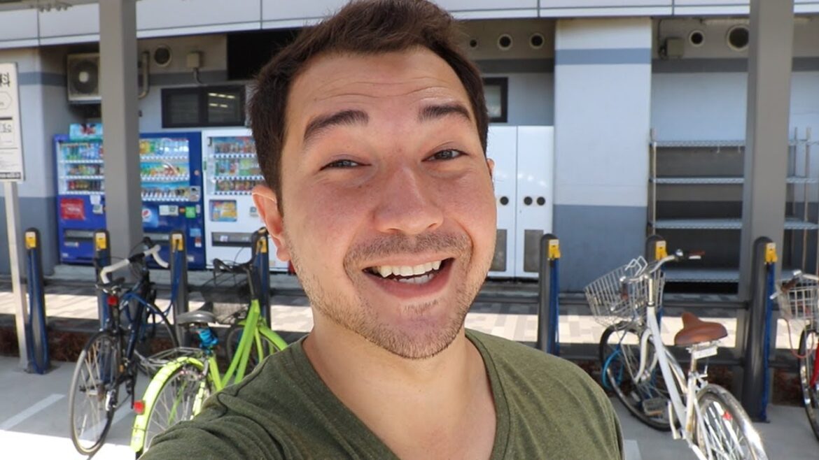 Riding the Shinkansen Bullet Train from Kyoto to Tokyo Japan