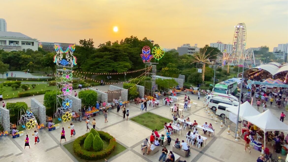 🇹🇭  Loy Krathong 2022. Street Food Festival.  Rama Bridge VIII, Bangkok.Walking Tour. Nov 8. 4K