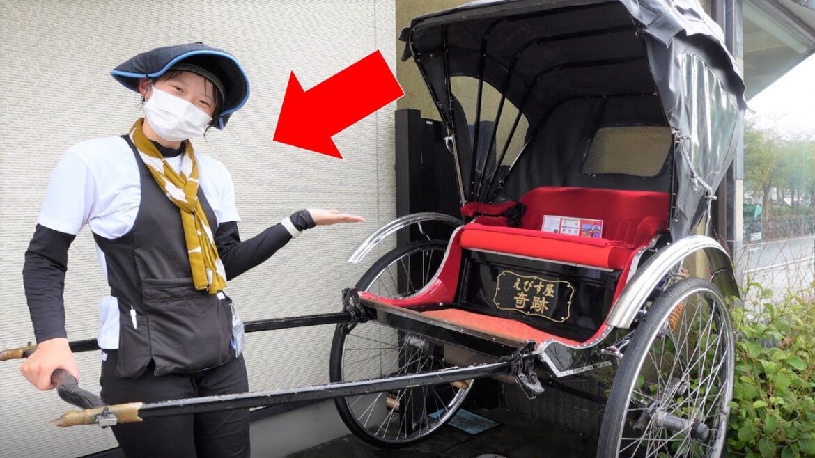 A cute Japanese girl Tsuru-chan guided me around Kamakura by rickshaw😊 | Rickshaw in Japan | Part 4 A cute Japanese girl Tsuru-chan guided me around Kamakura by rickshaw😊 | Rickshaw in Japan | Part 4