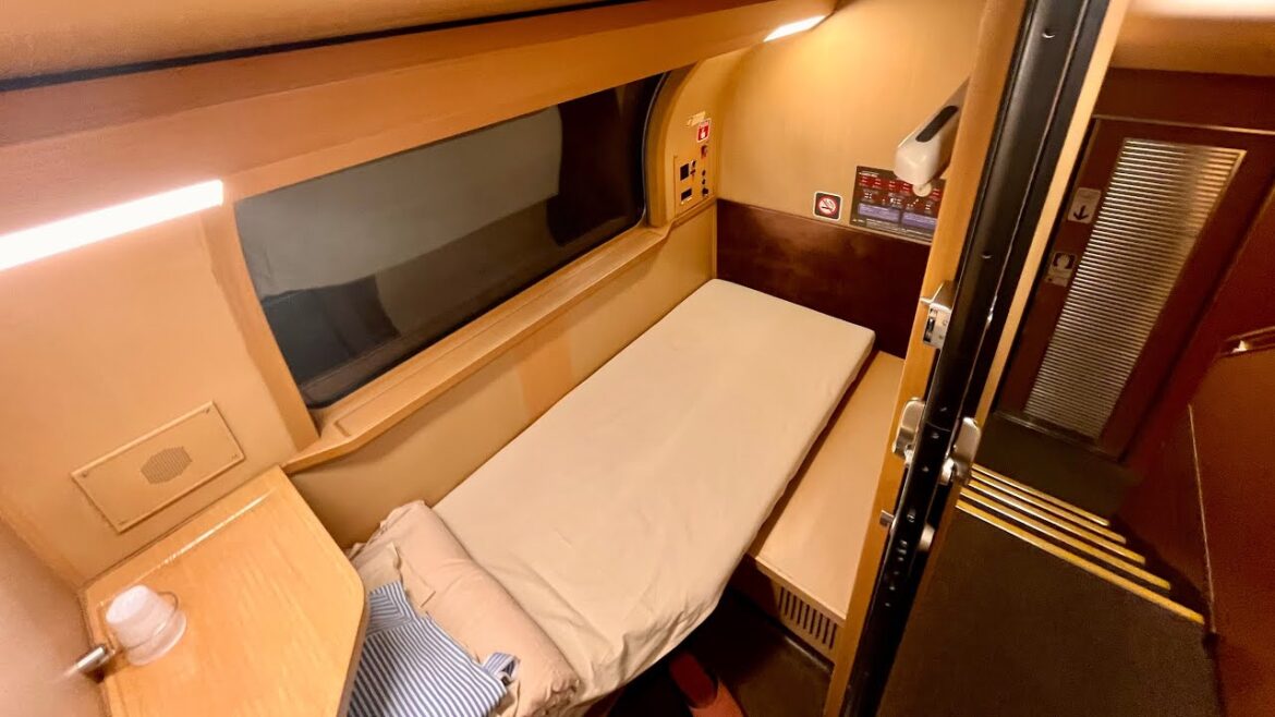 Riding on Japan's Comfortable Overnight Sleeper Train "Sunrise Express"/Part 1