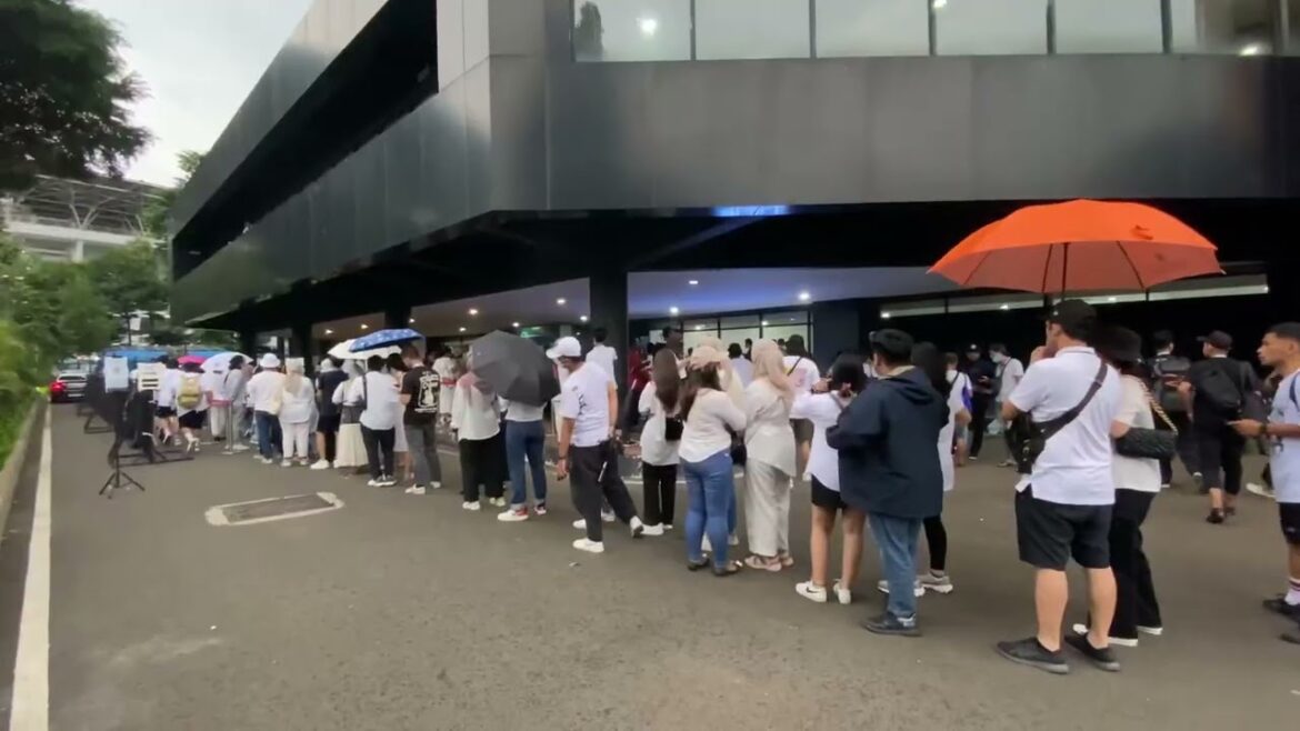 Penuh! Suasana Tennis Indoor Senayan Jelang Tiba Tiba Tenis Vindes